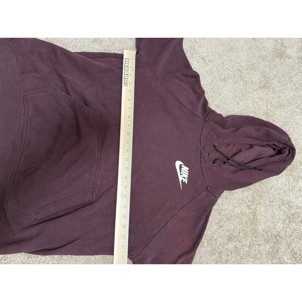 Nike Hoodie woman's XL. C16